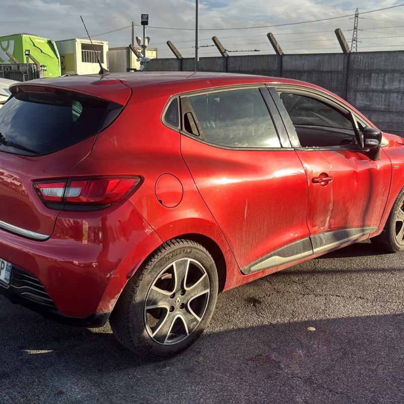 RENAULT CLIO 4 PHASE 1 1.2i - 16V Photo n°3