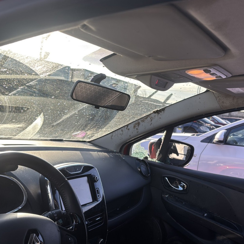 RENAULT CLIO 4 PHASE 1 1.2i - 16V Photo n°14