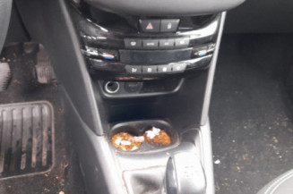 PEUGEOT 208 1 PHASE 2 1.2 VTI - 12V