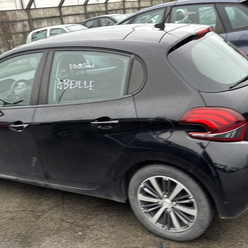 PEUGEOT 208 1 PHASE 2 1.2 VTI - 12V Photo n°12