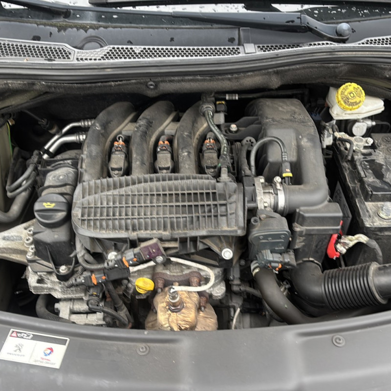 PEUGEOT 208 1 PHASE 2 1.2 VTI - 12V Photo n°21