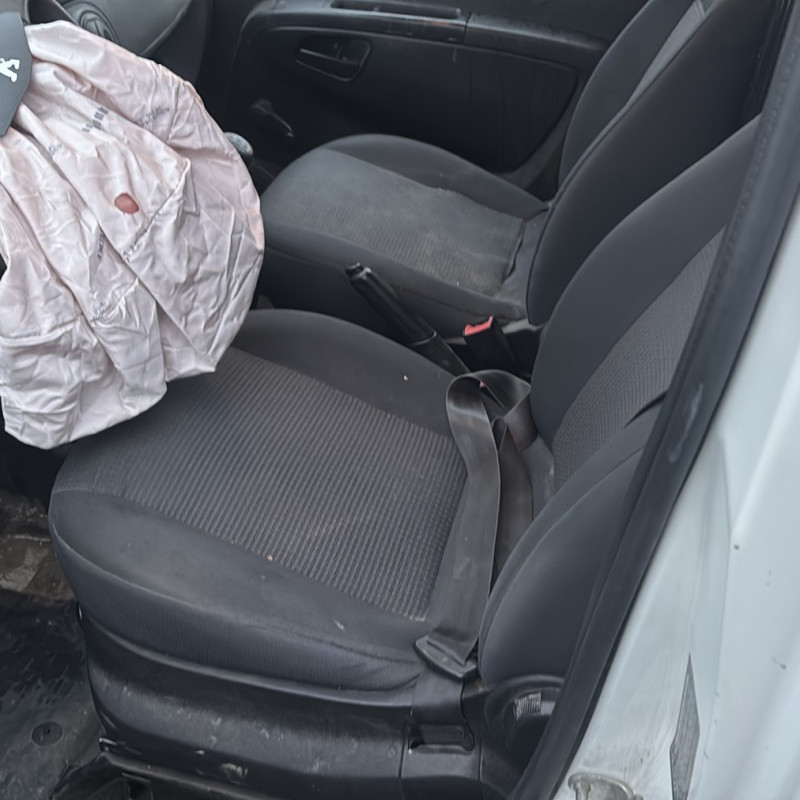 PEUGEOT BIPPER 1.3 HDI - 16V TURBO Photo n°10