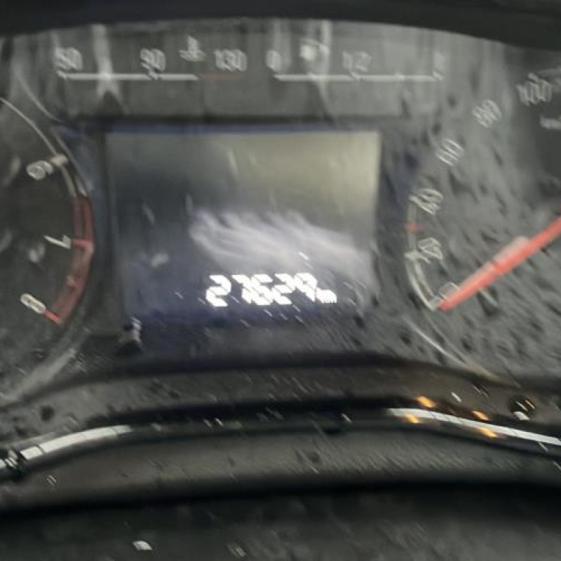 Pare boue avant droit OPEL KARL Photo n°8