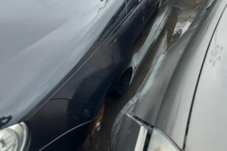 Pare boue avant droit VOLKSWAGEN EOS