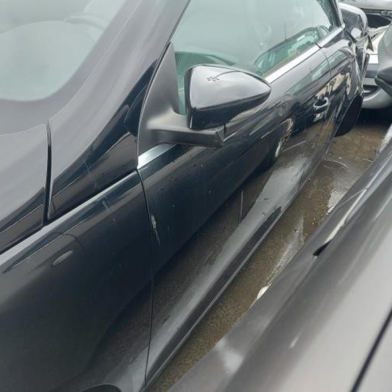 Pare boue avant droit VOLKSWAGEN EOS Photo n°15