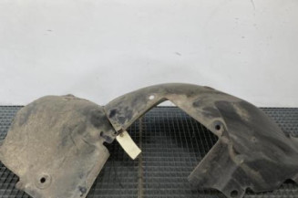 Pare boue avant droit RENAULT SCENIC 2