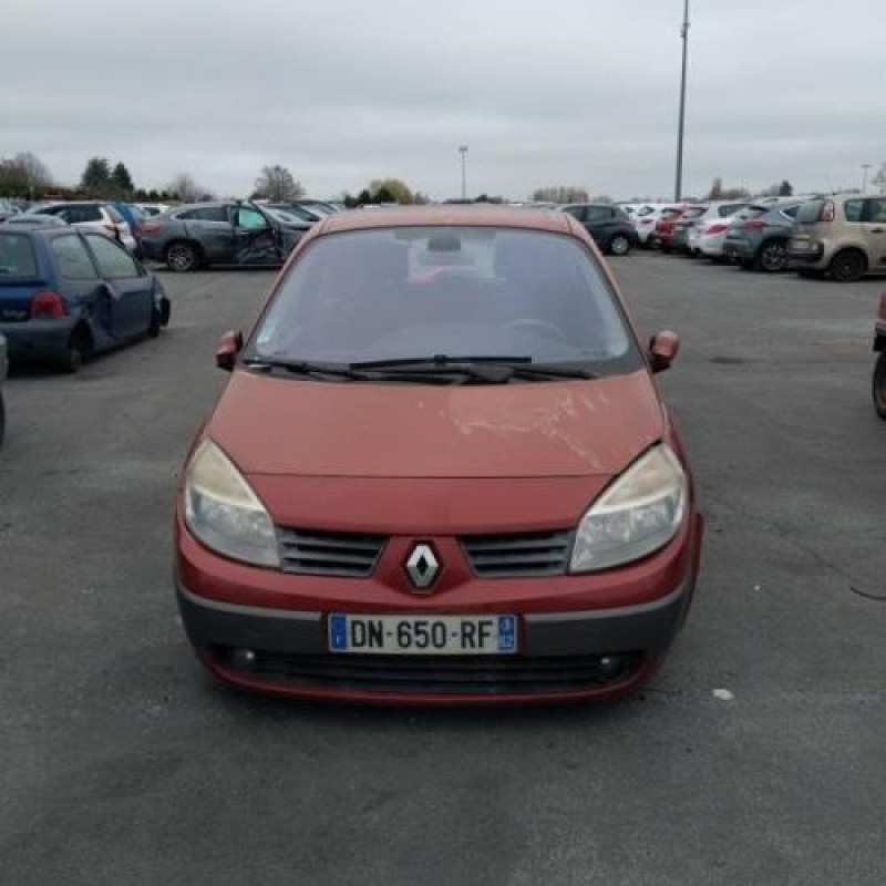 Pare boue avant droit RENAULT SCENIC 2 Photo n°4