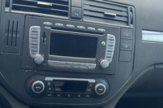 Pare boue arriere droit FORD C-MAX 1