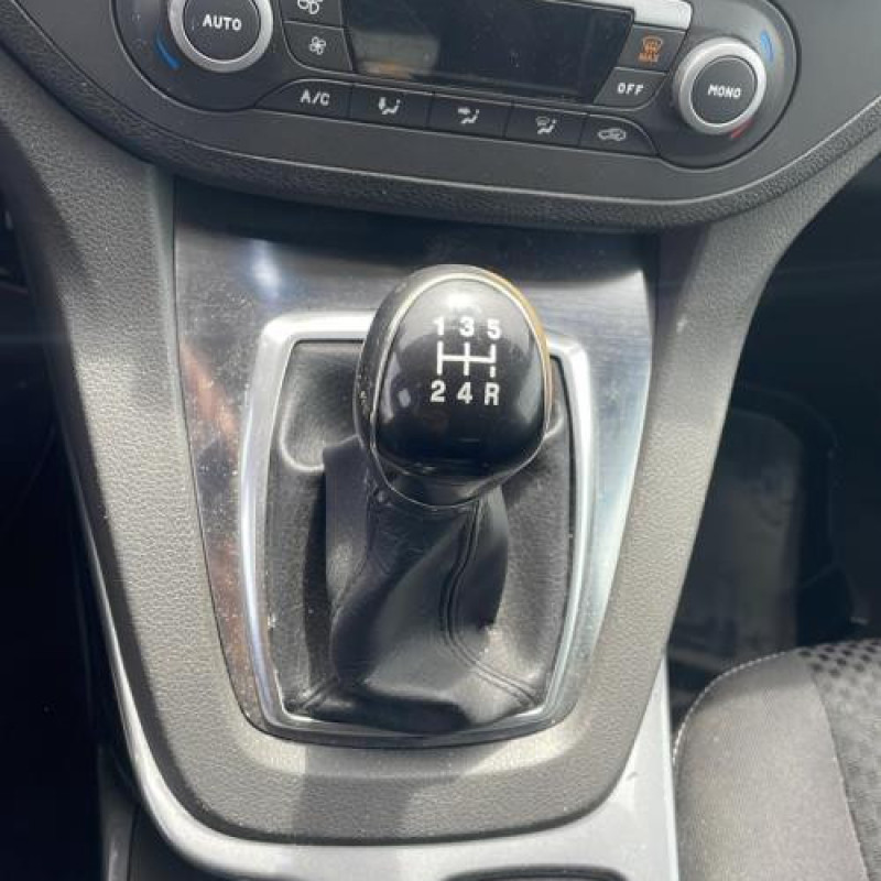 Pare boue arriere gauche FORD C-MAX 1 Photo n°9