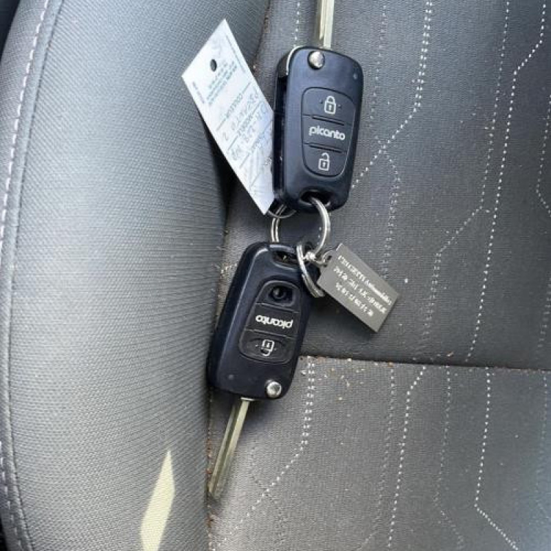 Pare boue avant gauche KIA PICANTO 2 Photo n°4