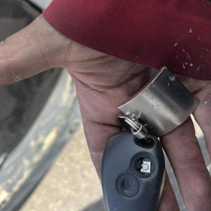 Pare boue avant gauche DACIA LODGY Photo n°11