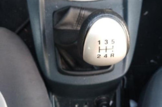 Pare boue arriere gauche FORD FIESTA 6