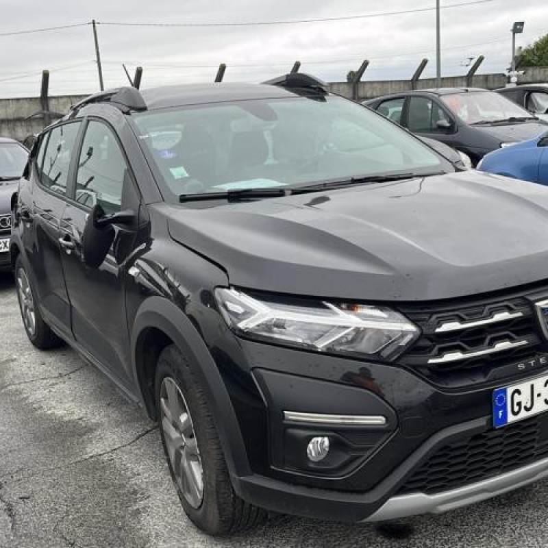 Pare boue arriere droit DACIA SANDERO 3 Photo n°3