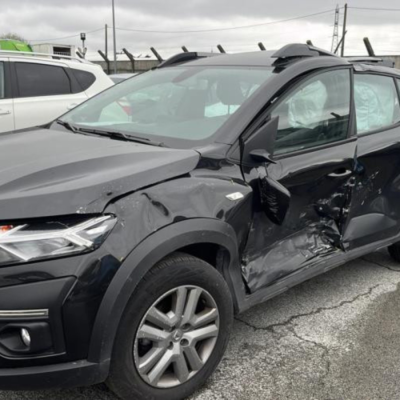 Pare boue arriere droit DACIA SANDERO 3 Photo n°12