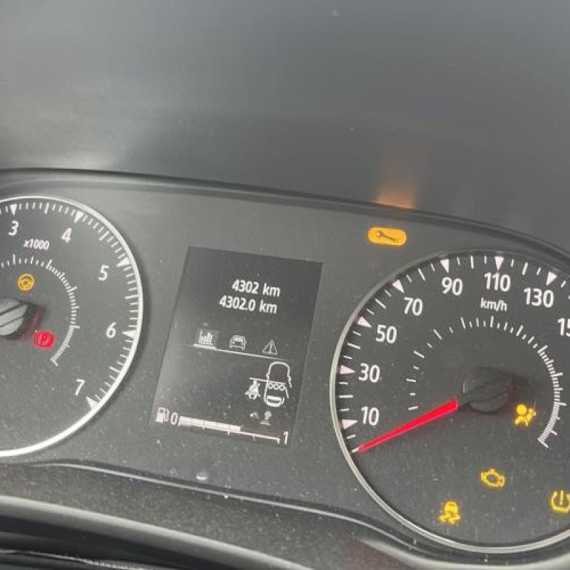 Pare boue arriere droit DACIA SANDERO 3 Photo n°15