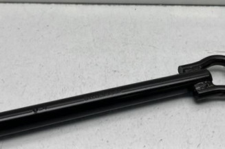 Crochet de remorquage RENAULT ARKANA Photo n°1