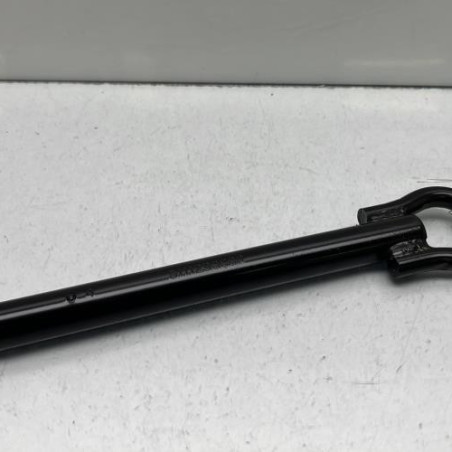 Crochet de remorquage RENAULT ARKANA Photo n°1