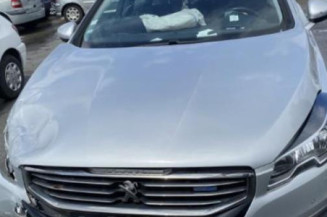 Crochet de remorquage PEUGEOT 508 1