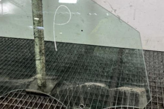 Vitre avant droit OPEL CORSA F
