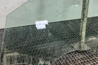 Vitre avant gauche OPEL CORSA F