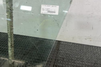 Vitre avant gauche OPEL CORSA F