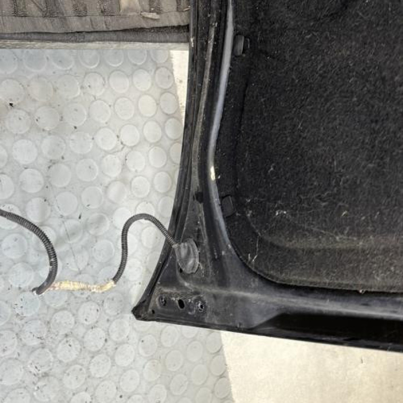 Capot VOLKSWAGEN POLO 4 Photo n°8