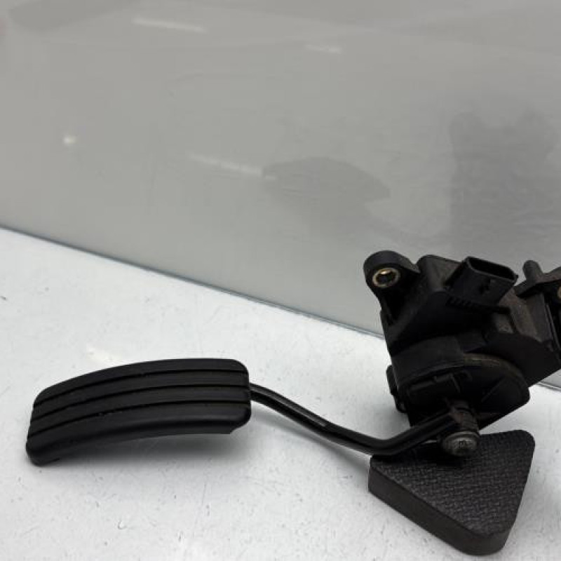 Pedale d'accelerateur RENAULT MEGANE 2 Photo n°1