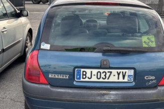 Calandre RENAULT CLIO 2
