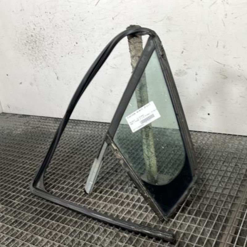 Custode avant droit (porte) PEUGEOT 308 1 Photo n°2