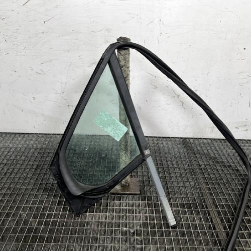 Custode avant droit (porte) PEUGEOT 308 1 Photo n°4