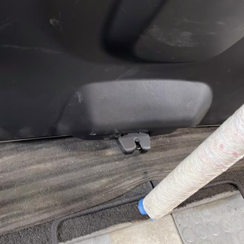 Malle/Hayon arriere PEUGEOT 308 1 Photo n°12