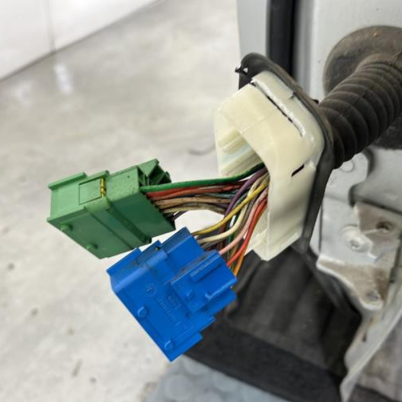 Porte avant gauche PEUGEOT 308 1 Photo n°3