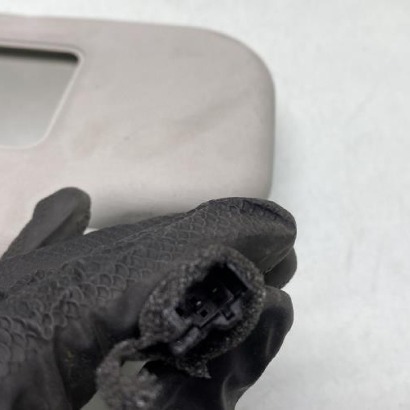 Pare soleil gauche VOLKSWAGEN POLO 5 Photo n°4