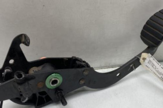 Pedale d'embrayage RENAULT CLIO 2 Photo n°1
