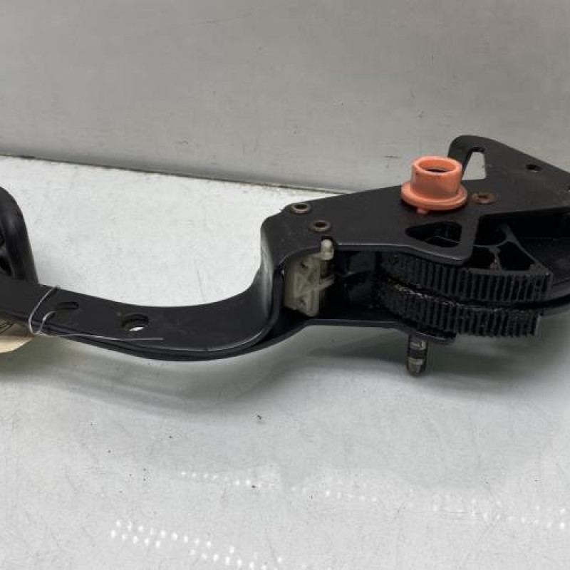 Pedale d'embrayage RENAULT CLIO 2 Photo n°3