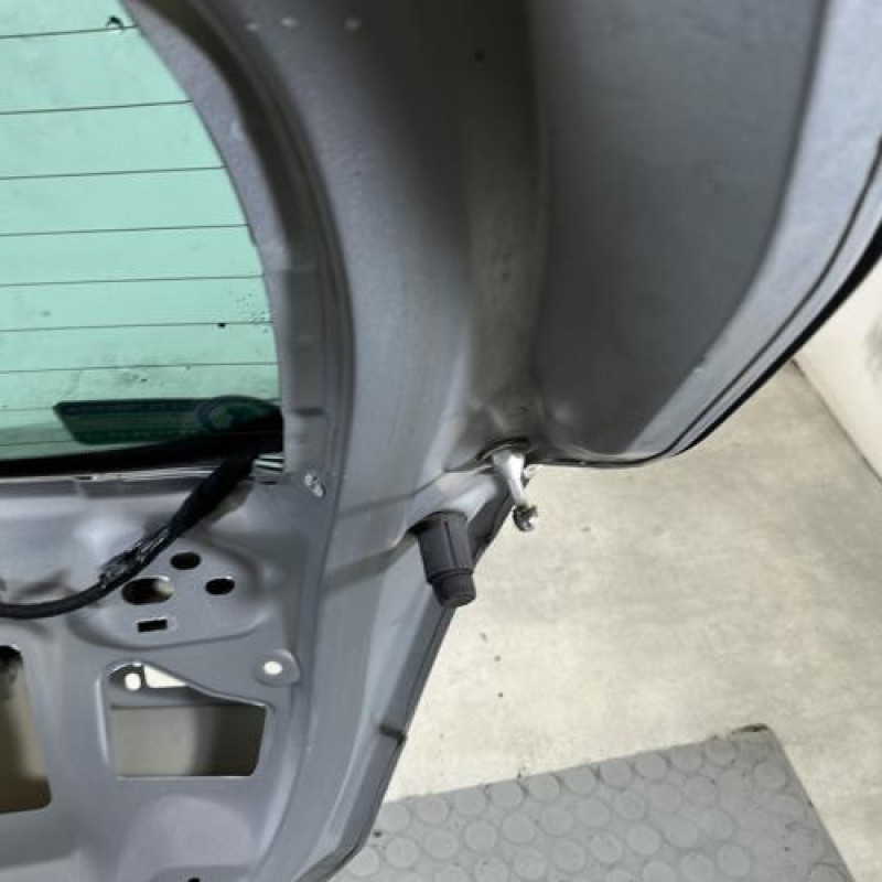 Malle/Hayon arriere CITROEN C4 2 Photo n°9