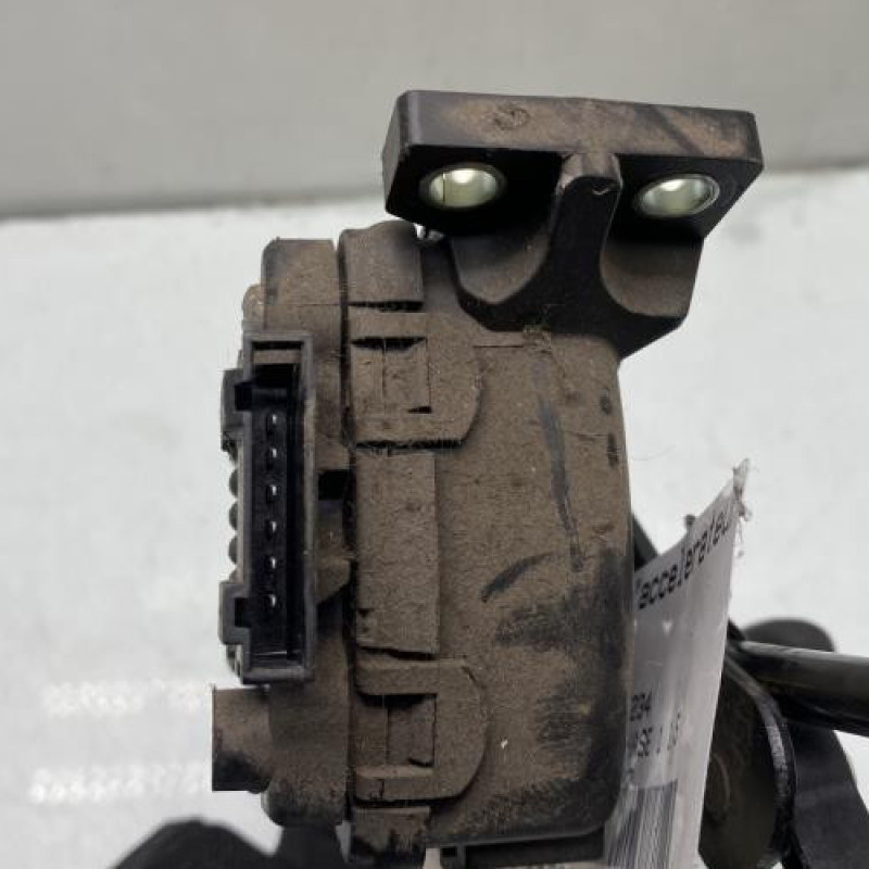 Pedale d'accelerateur RENAULT CLIO 2 CAMPUS Photo n°5