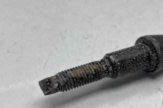 Crochet de remorquage PEUGEOT 2008 1