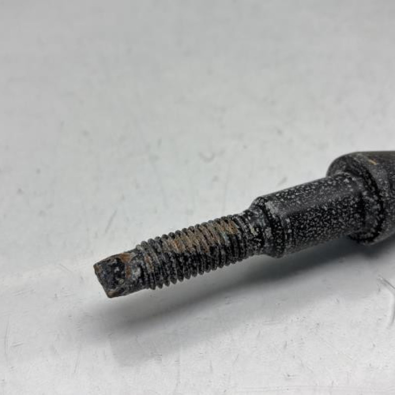 Crochet de remorquage PEUGEOT 2008 1 Photo n°3