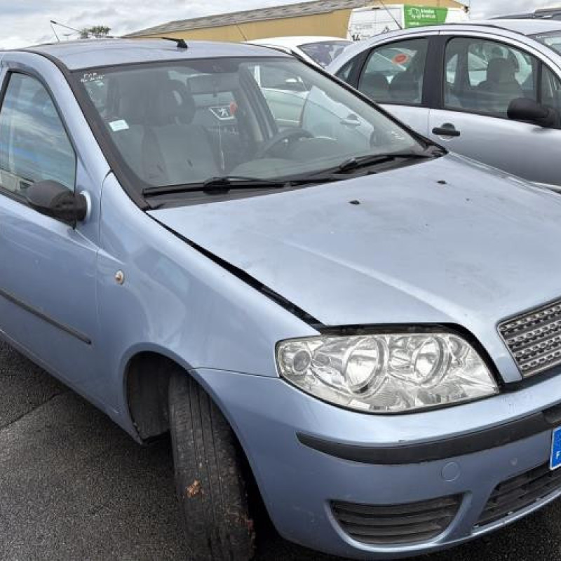 Fermeture de capot FIAT PUNTO 2 Photo n°5