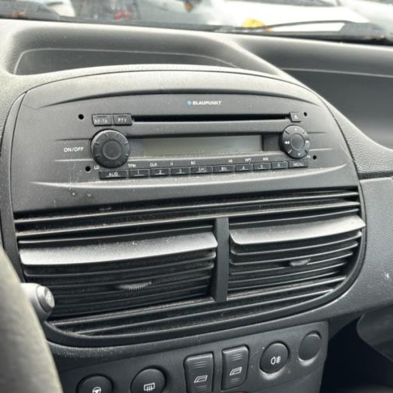 Fermeture de capot FIAT PUNTO 2 Photo n°19