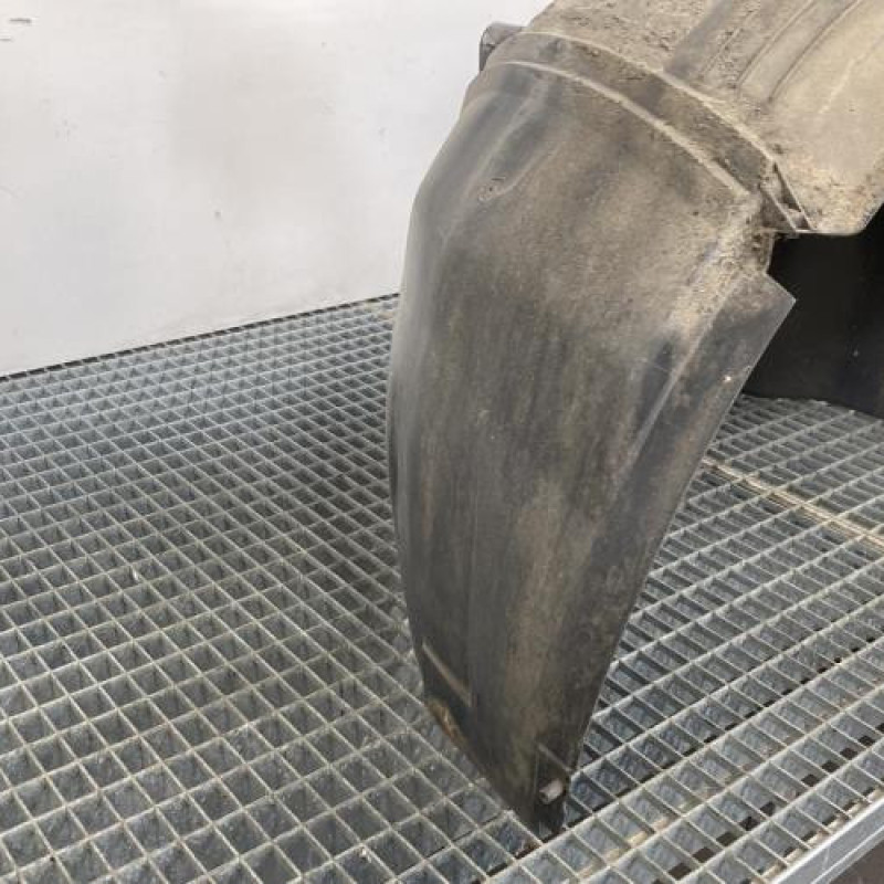 Pare boue avant gauche FORD FOCUS 1 Photo n°1