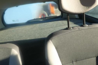 Pare boue avant droit RENAULT CLIO 3