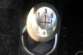 Pare boue avant droit RENAULT CLIO 3