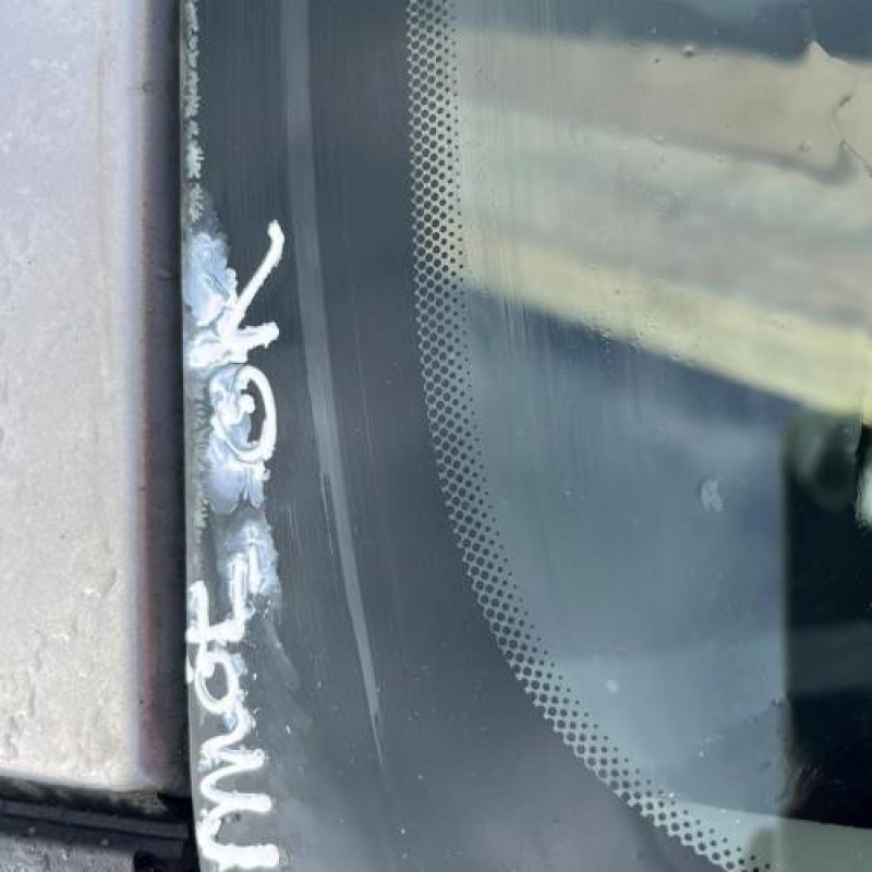 Pare boue avant gauche FORD FIESTA 6 Photo n°6