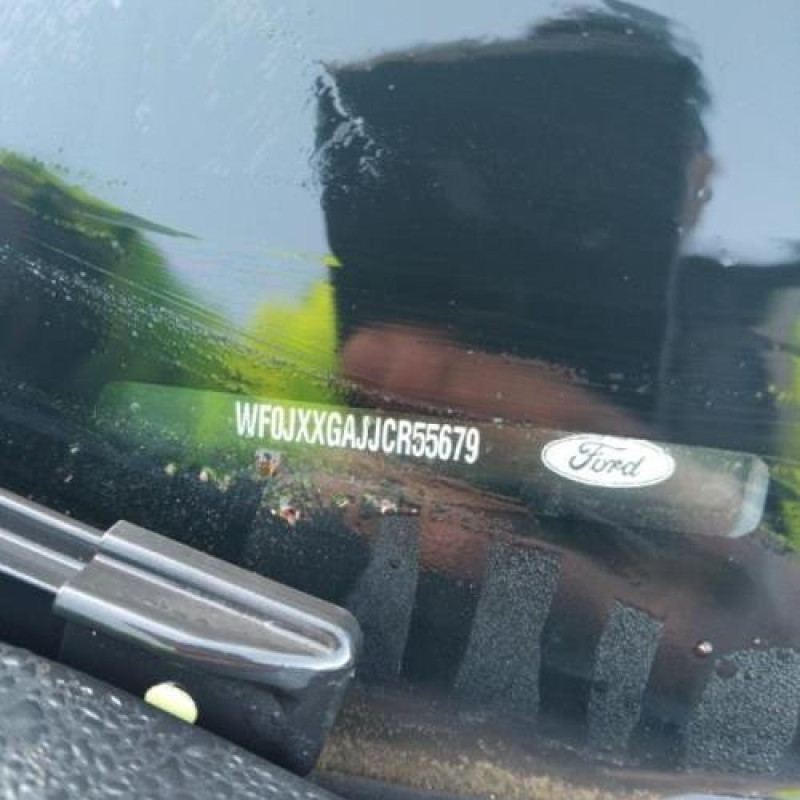 Pare boue avant gauche FORD FIESTA 6 Photo n°8