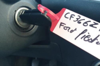 Pare boue avant gauche FORD FIESTA 6