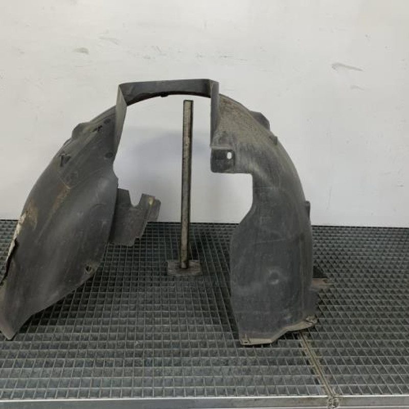 Pare boue avant gauche PEUGEOT 3008 1 Photo n°2