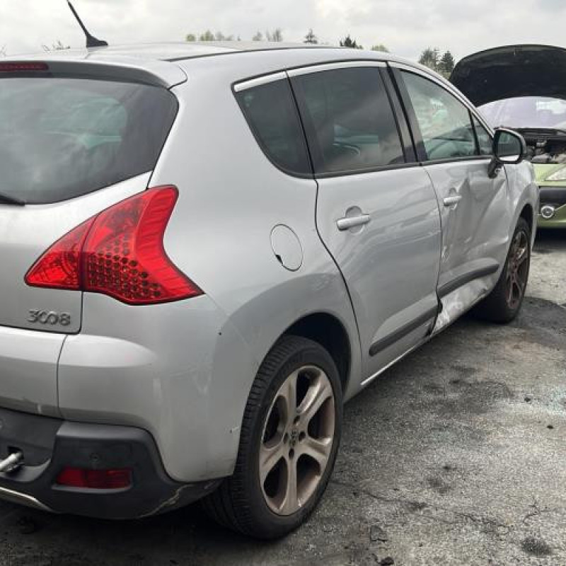 Pare boue avant gauche PEUGEOT 3008 1 Photo n°8