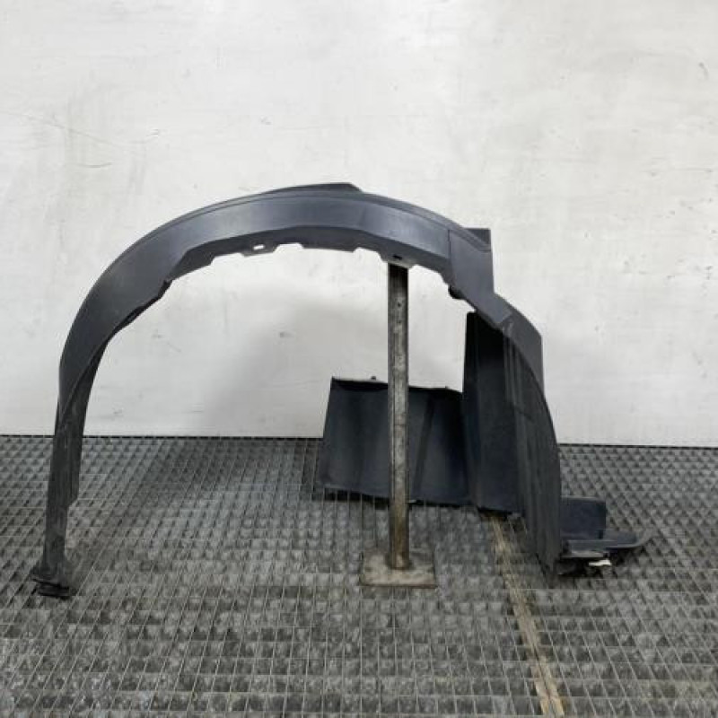 Pare boue avant droit PEUGEOT 107 Photo n°1